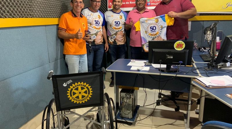 Muniz Ferreira: Radio Muniz FM e Rotary Club entregam mais uma cadeira